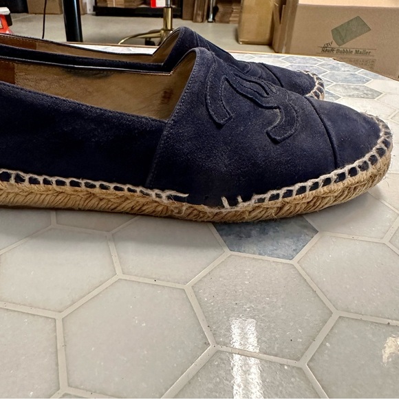 Chanel navy suede espadrille size 37 - Picture 2 of 6
